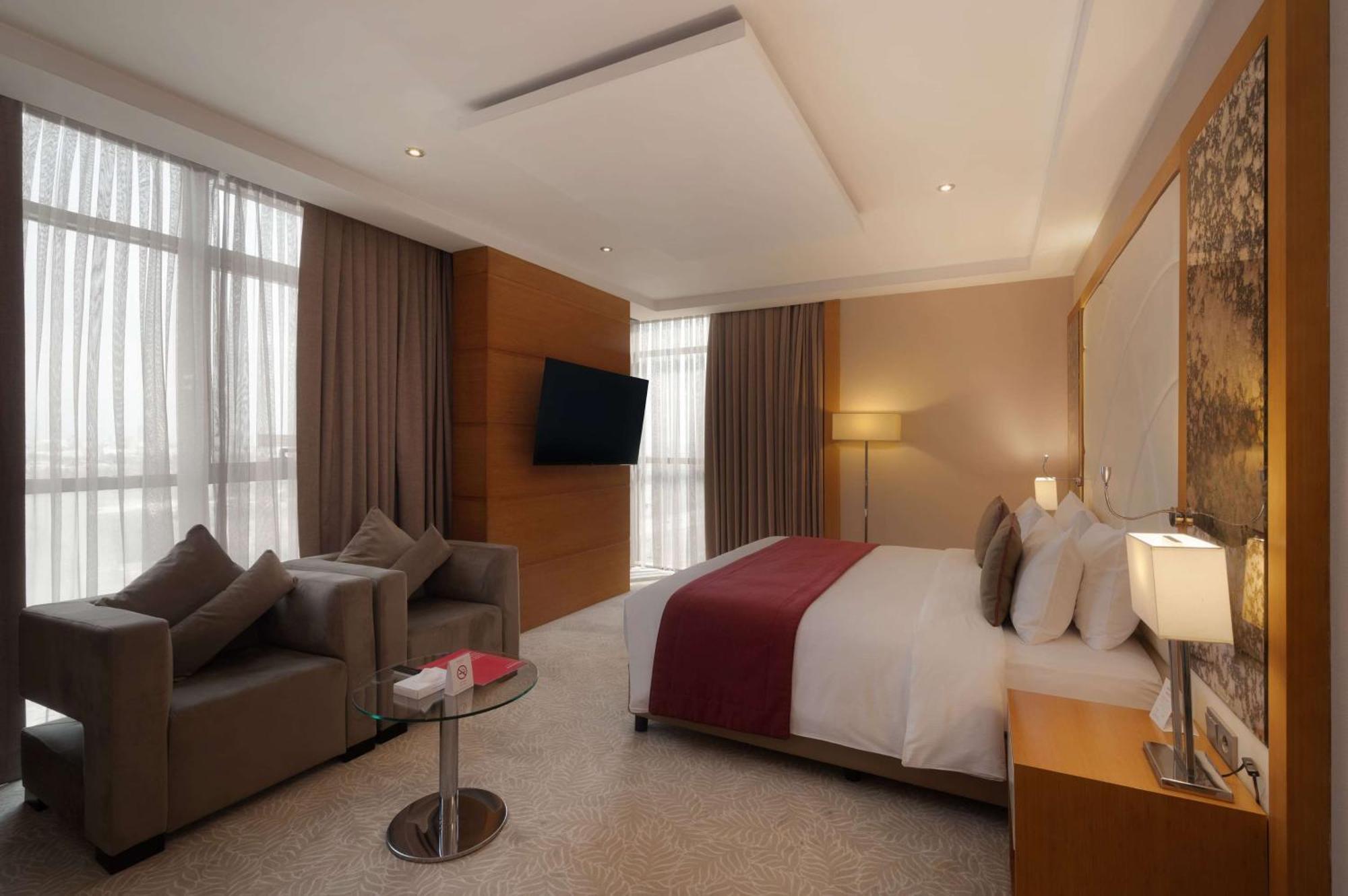 Ramada by Wyndham Erbil Gulan Street Hotel Bagian luar foto