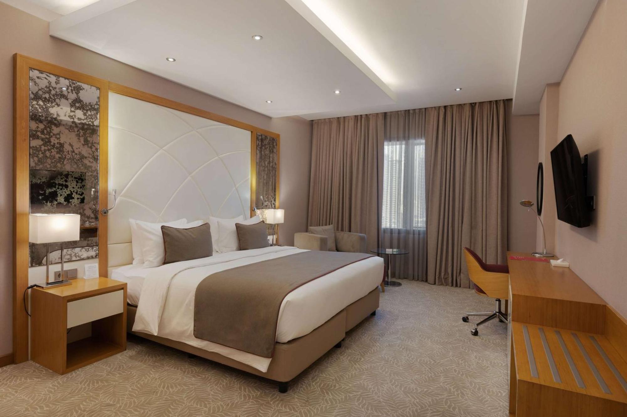 Ramada by Wyndham Erbil Gulan Street Hotel Bagian luar foto