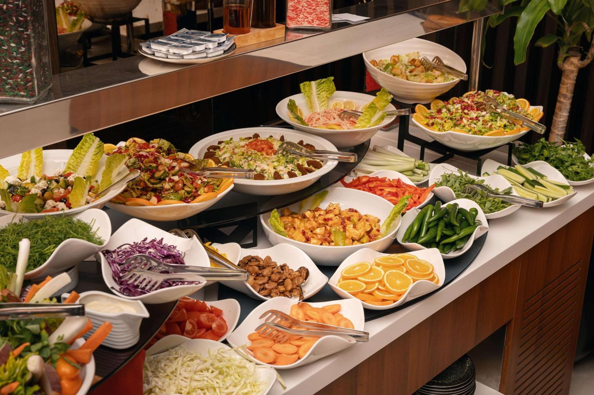 Ramada by Wyndham Erbil Gulan Street Hotel Bagian luar foto